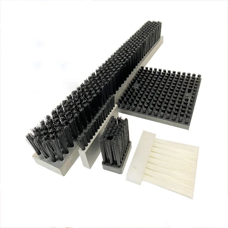 Customized Industrial PVC/PP Base Plate Brush  for Conveying Function
